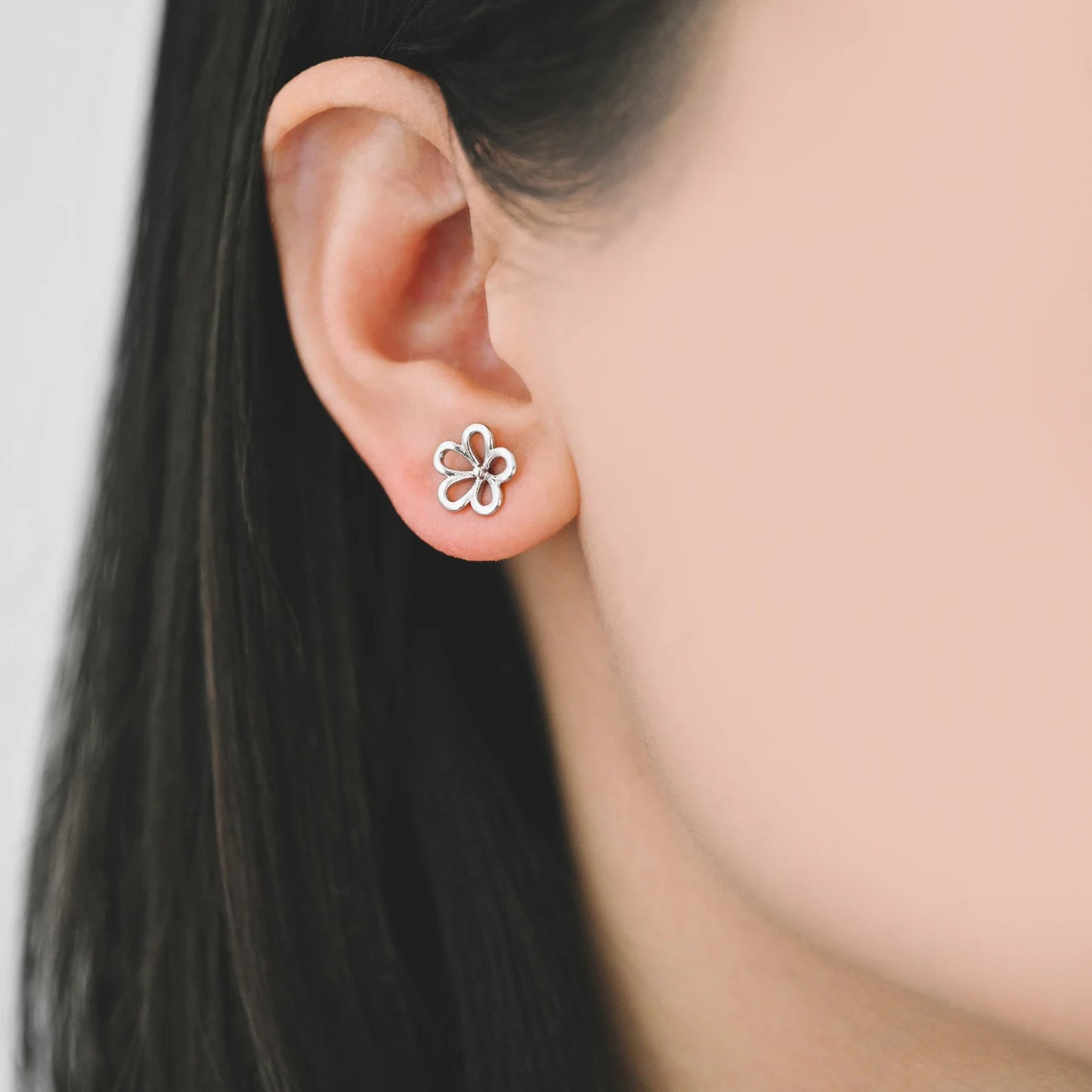 Flower // Mini Stud Earrings // Gold